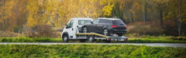 Ile kosztuje holowanie auta w Niemczech? Sprawdź ceny i ukryte opłaty Ile kosztuje holowanie auta w Niemczech? Sprawdź ceny i ukryte opłaty